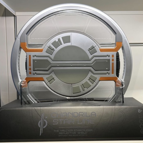 Disney Star Wars Galaxy's Edge Galactic Starcruiser Chandrila Halcyon Shield - Picture 1 of 11